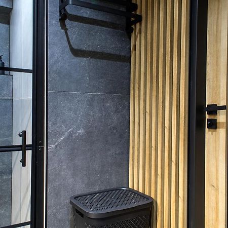 Apartament Black Loft นือซา ภายนอก รูปภาพ