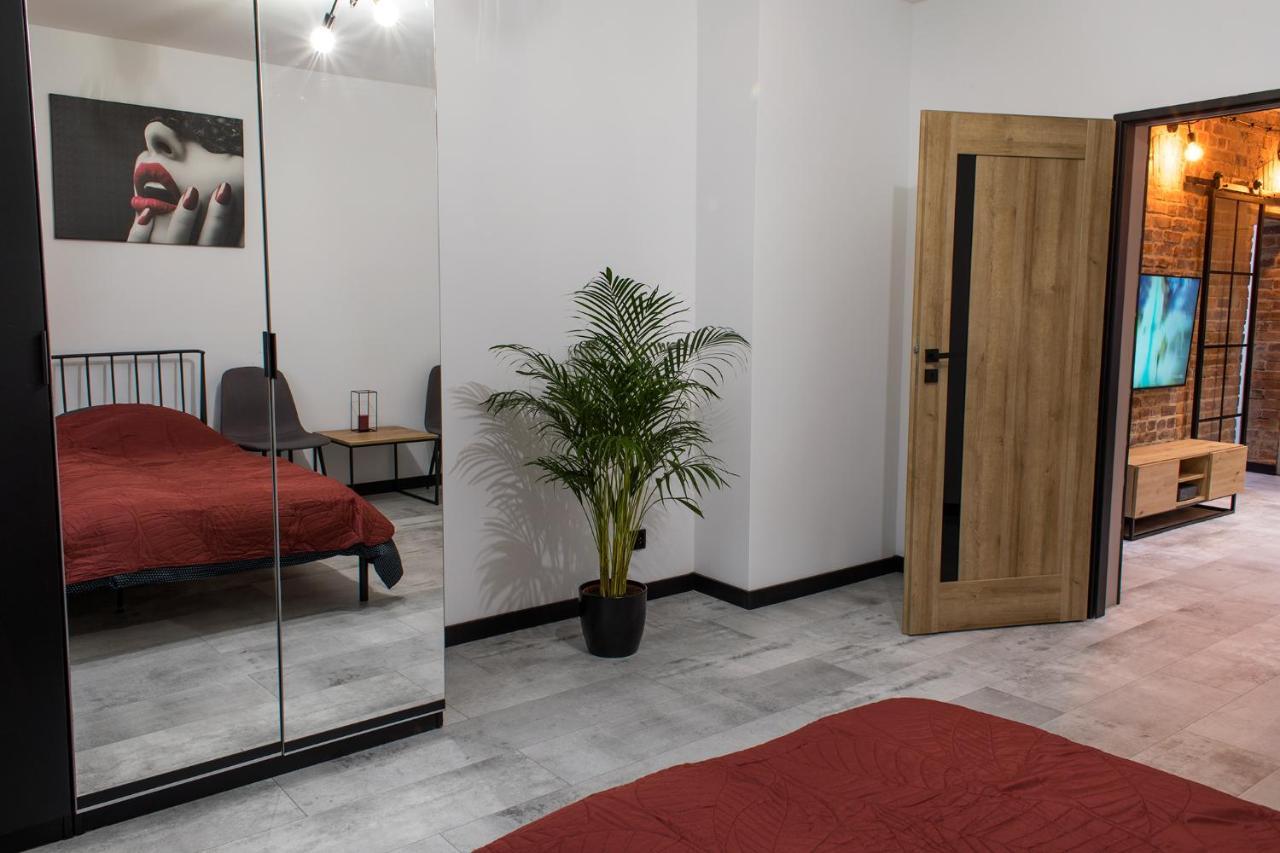 Apartament Black Loft นือซา ภายนอก รูปภาพ